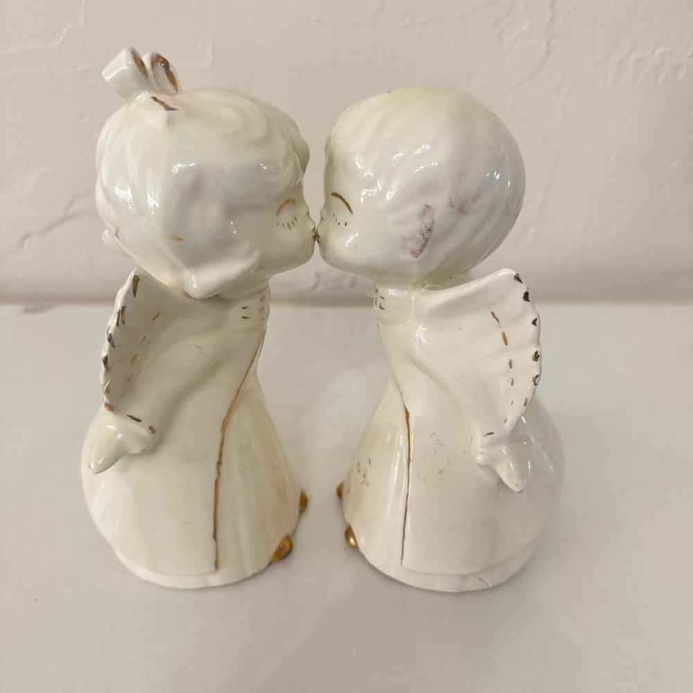 VTG 50s‎ Ceramic Cherubs Kissing Figurine Gold Trim Angel Couple Decor Valentine